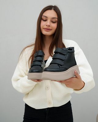 Жіночі шкіряні черевики L 98-53 Чорні